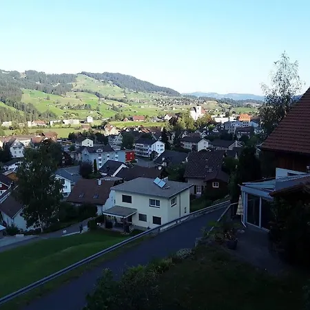 Zwinglis Rosi Nesslau